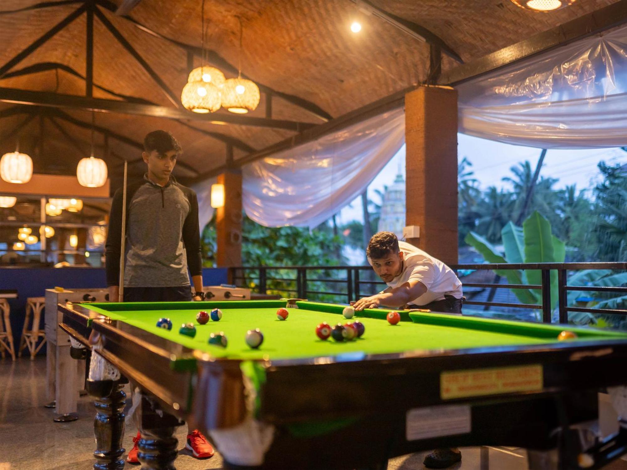 Madpackers Goa Anjuna - Bar ภายนอก รูปภาพ