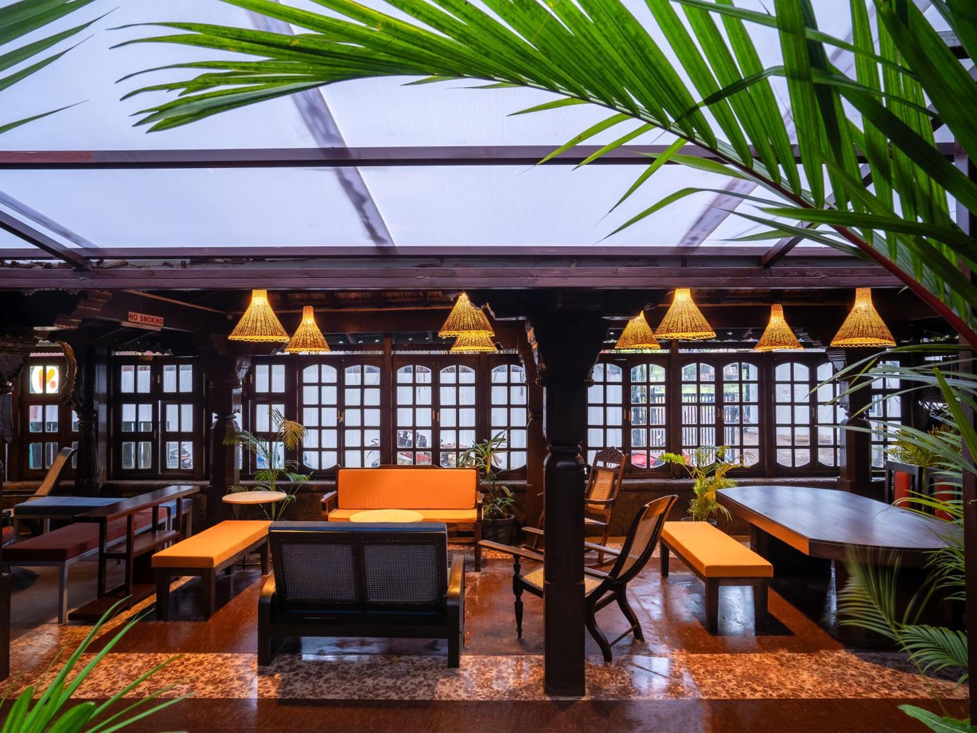 Madpackers Goa Anjuna - Bar ภายนอก รูปภาพ